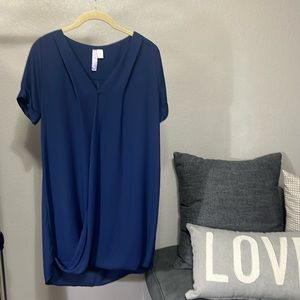 Navy V-neck Short Sleeve Dress with Navy Liner